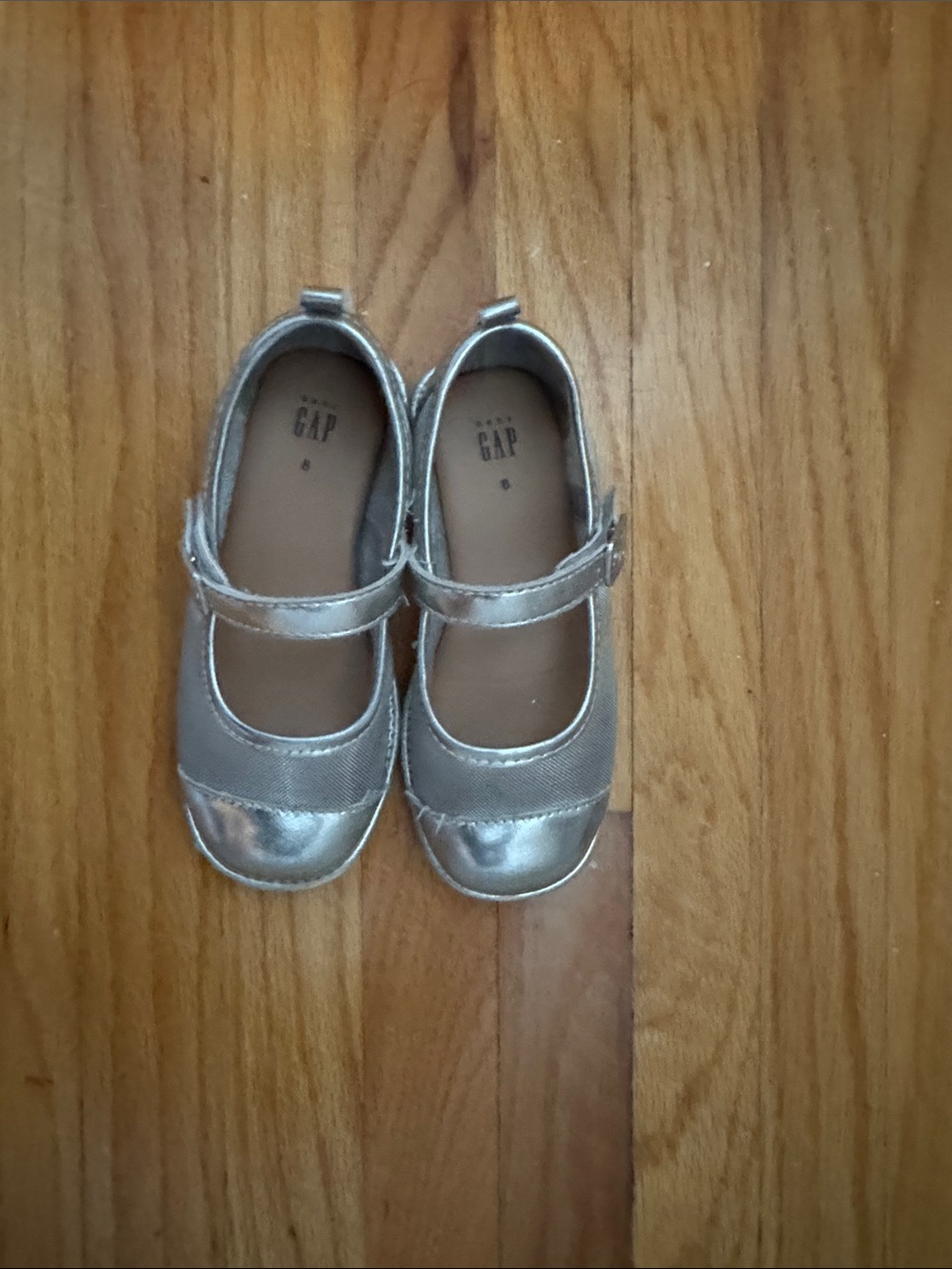 GAP Girls Metallic Silver Mary Jane Shoes